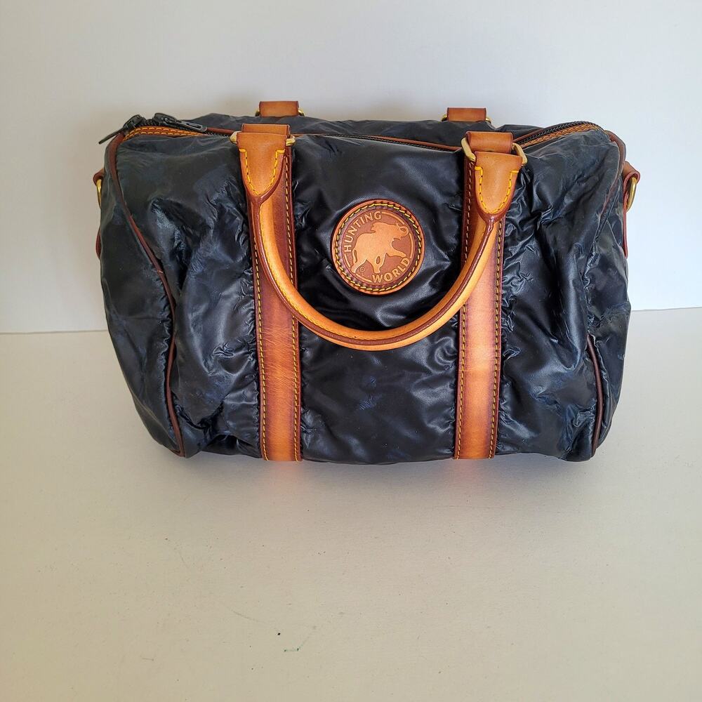 Hunting World Battue Navy Blue Leather Trim‎ Travel Duffel Boston Bag Made in